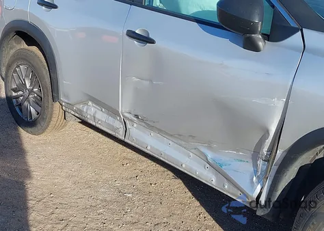 2024 Nissan Rogue S Intelligent Awd z USA, uszkodzony, nr VIN 5N1BT3AB9RC687987